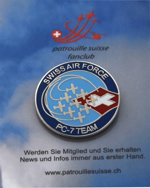 Bild von Swiss Air Force PC-7 Team Logo Pin